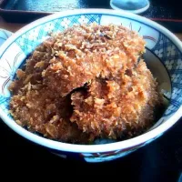 タレカツ丼|影法師さん