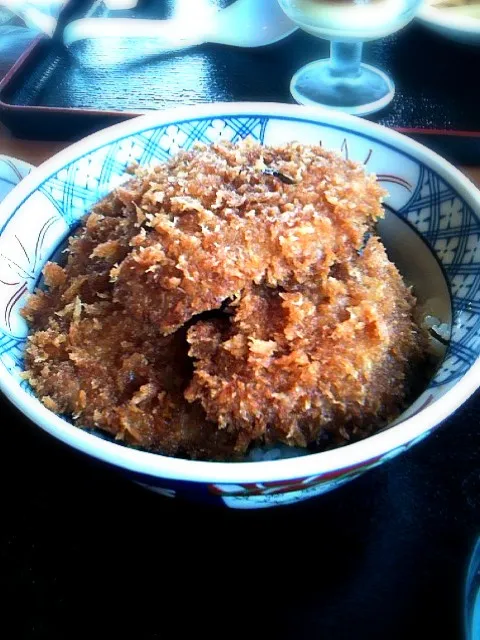 タレカツ丼|影法師さん