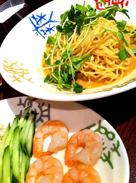 香家の冷やし胡麻だれ麺|三芳庵さん