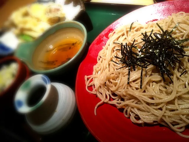 映画を見る前に蕎麦を食べましたが・・・残念。(T ^ T)|JTKさん