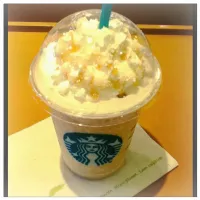 Snapdishの料理写真:アップルクランブルフラペチーノ|Peckyさん