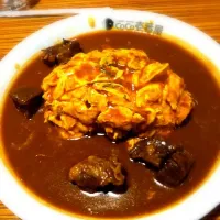 Snapdishの料理写真:牛肉歐姆蛋咖哩|sumirehungさん