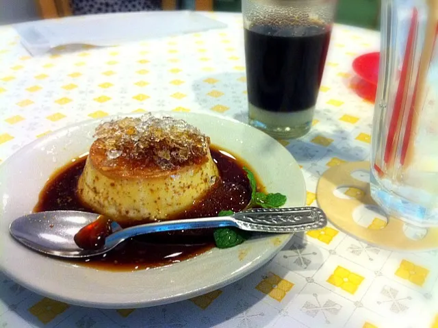 ベトナムコーヒーとベトナムプリン。東京現代美術館にて。|hirotomoさん