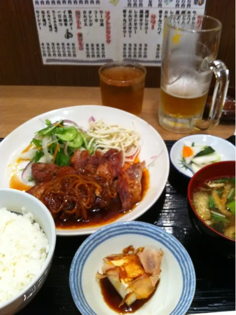 Snapdishの料理写真:ポークソテー定食|いだっちさん