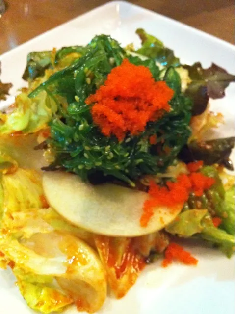 Snapdishの料理写真:Yummy Ebi Salad|MUImui Apikallayaさん