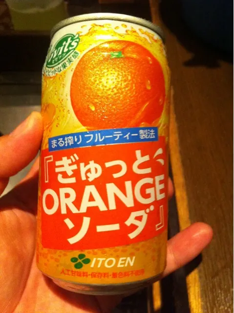 まる搾りフルーティー製法 『ぎゅっとORANGEソーダ』|なないさん