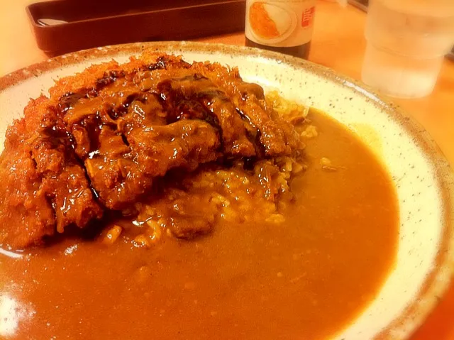 手仕込とんかつカレー。手仕込三昧カレーが気になったけどやめといた。|hirotomoさん