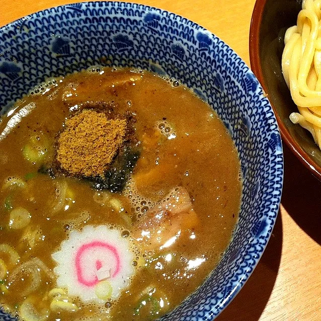 六厘舎の味玉つけめん|こじゅわいさん