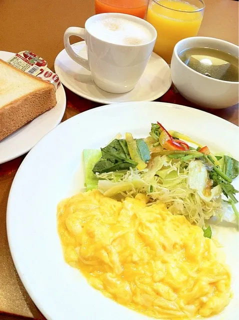 スクランブルエッグセット #朝ごはん #朝飯 #ガスト|Takashi H.さん