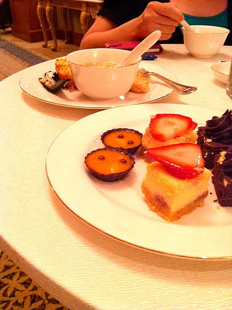 Snapdishの料理写真:Dinner at Four Seasons Hotel|janiceさん