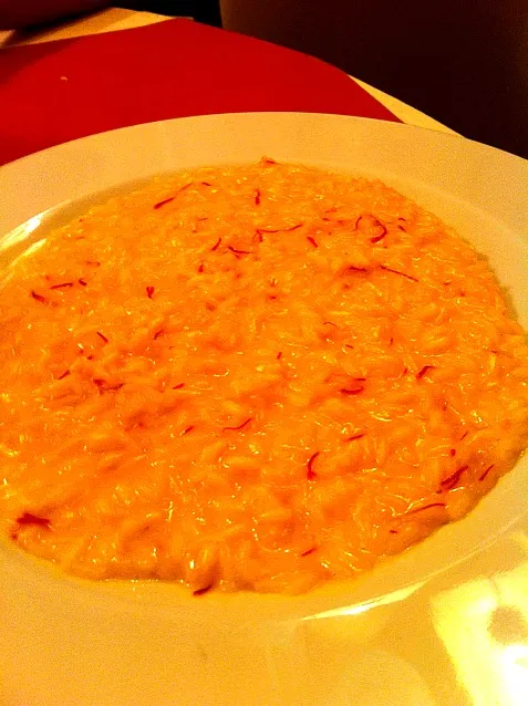 risotto milanese all'onda con pistilli di zaffetano|Andreaさん