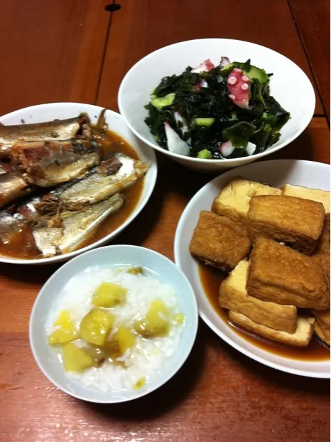 タコときゅうりの酢の物 厚揚げ煮もの  さんまの軟らか煮  芋粥|ザクロさん