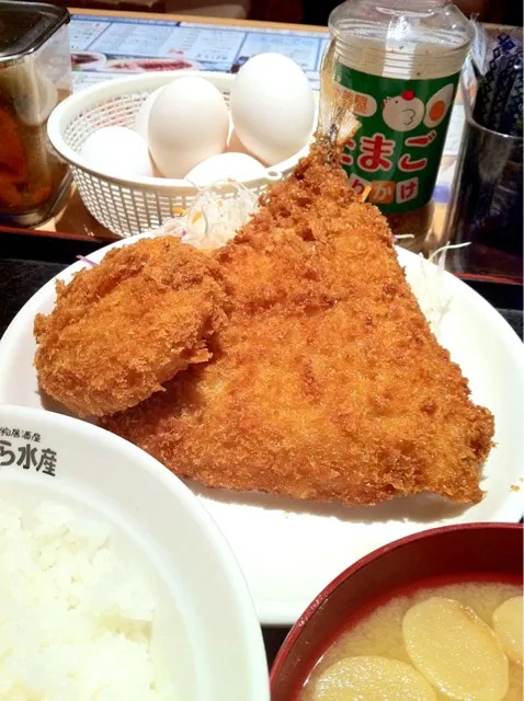 Snapdishの料理写真:ジャンボアジフライとホタテクリームコロッケ＠さくら水産 #昼ごはん #昼飯 #ランチ #定食|Takashi H.さん