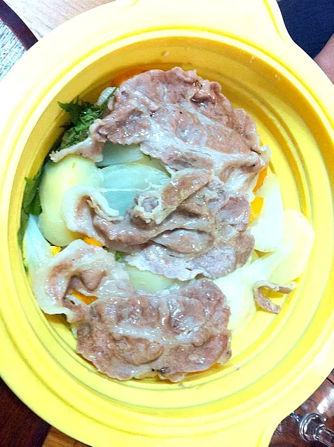 Snapdishの料理写真:豚肉タジン鍋風|teteoriさん