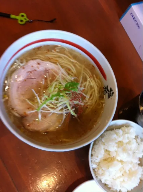 Snapdishの料理写真:塩元帥  塩ラーメン|たぁちゅんさん