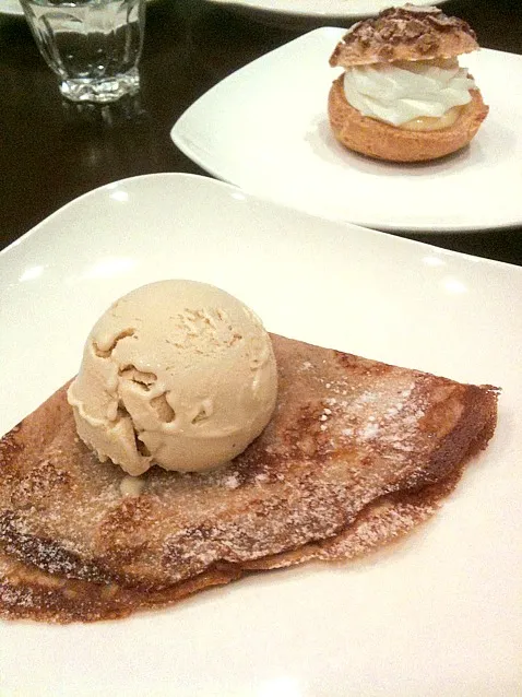 Crepes marronier & Choux suedois|charさん