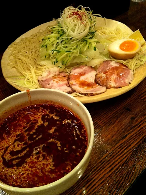 ランチで食べてたけどアップ忘れてた。ひさびさの「広島つけ麺 ぶちうま」1.5玉＋キャベツ増し|Kazuさん