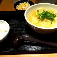 Snapdishの料理写真:せんきち カレーうどん|じゅんけるさん