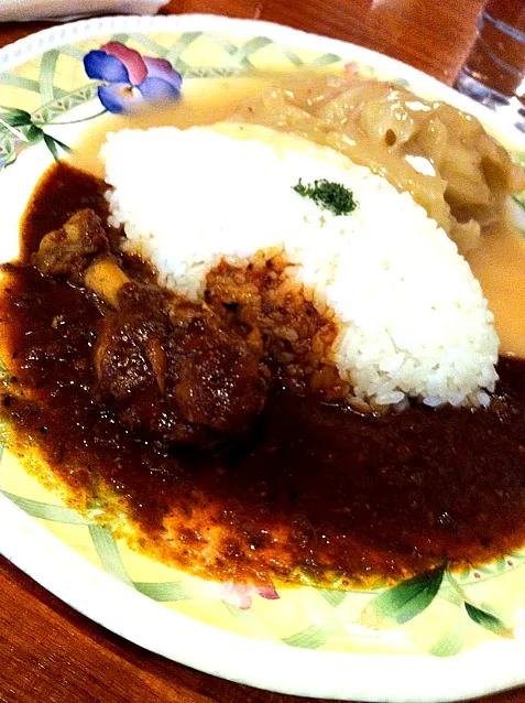 ほー、確かにスパイシーで旨い『極辛カレー』！良い意味で洋食屋への期待を裏切ってます。|citroemonさん