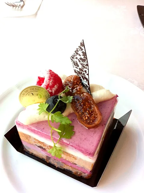 cassis cake <3|Karmina Thamrinさん