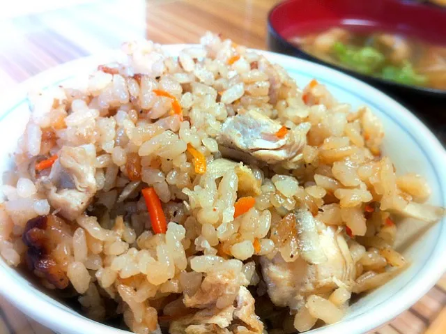 鶏肉とごぼうの炊き込みご飯|ちょこたんさん