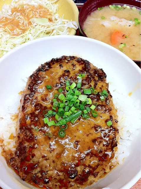 照焼きハンバーグ丼セット #昼ごはん #昼飯 #ランチ #定食|Takashi H.さん