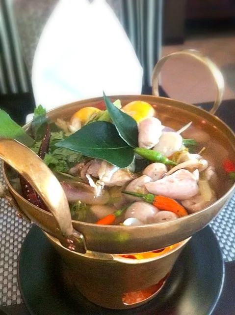 Snapdishの料理写真:Tom Yam Kai Ban (ต้มยำไก่บ้าน)|Smileyさん