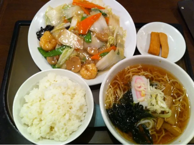 野菜炒め＆ミニラーメン定食|popzappaさん