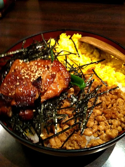 照り焼きそぼろ丼|ままぞうさん