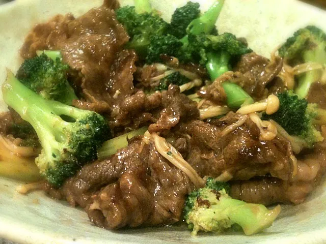 Beef Broccoli with Enoki|Junya Tanakaさん