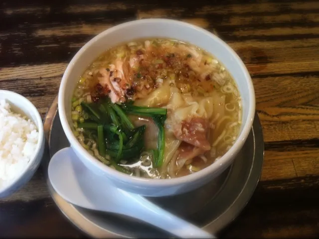 Snapdishの料理写真:塩鶏ねぎ和えラーメンわんたん増し|Toimanさん