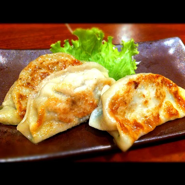 Snapdishの料理写真:Gyoza|siriratzさん