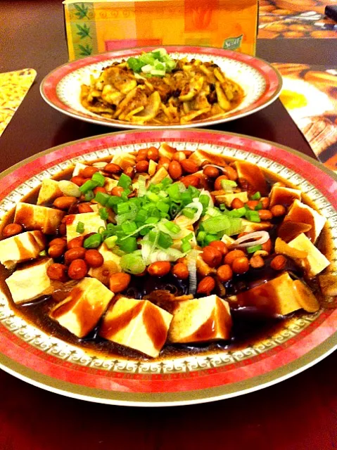 Snapdishの料理写真:Cold Cuts Tofu in Oyster Sauce|anthonydchuaさん