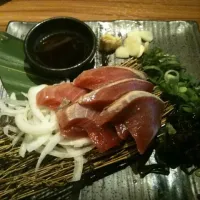 Snapdishの料理写真:戻りガツオのタタキ|タカさん