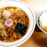 Snapdishの料理写真:ラーメンライス|Furyotaさん