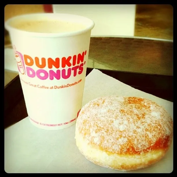 bavarian donut and a cup of flat white|li fang angさん