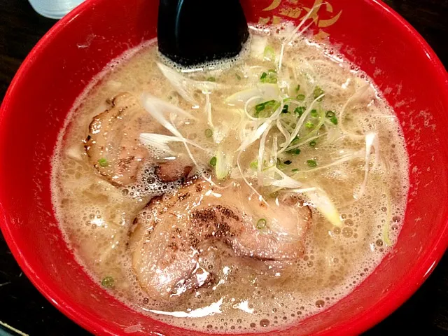 Snapdishの料理写真:魚介とんこつラーメン|ichigomintさん