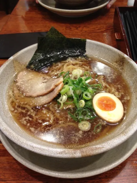 鶏ガラ醤油ラーメン|さくらさん