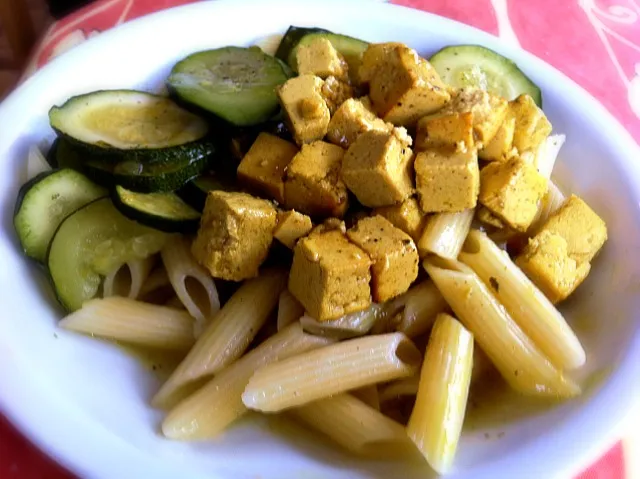 penne with zucchini and tofu|Gabiさん