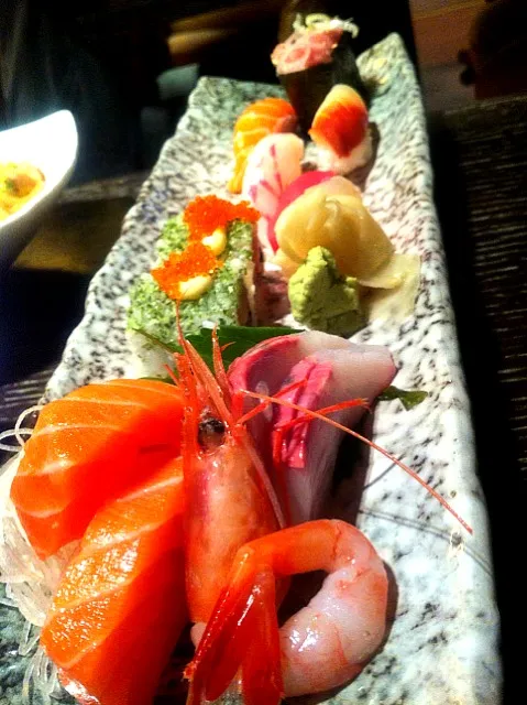 assorted sushi & sashimi set|skyblueさん