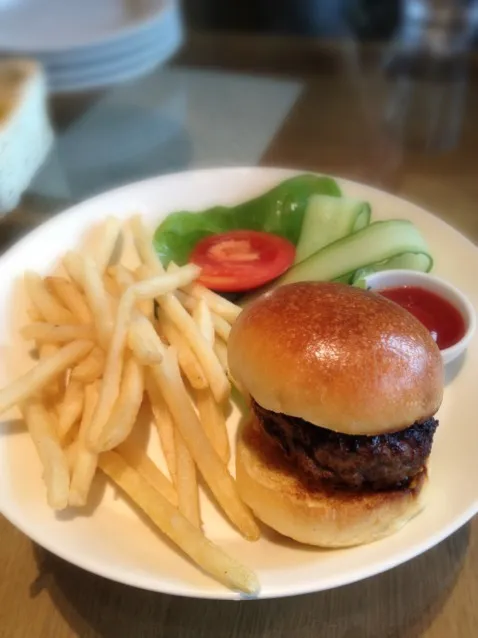 wagyu burger(kids) for Halu|Shinya Kawanaさん