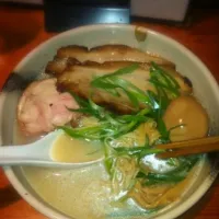 Snapdishの料理写真:ラーメン 臥龍|Eito Nagaiさん