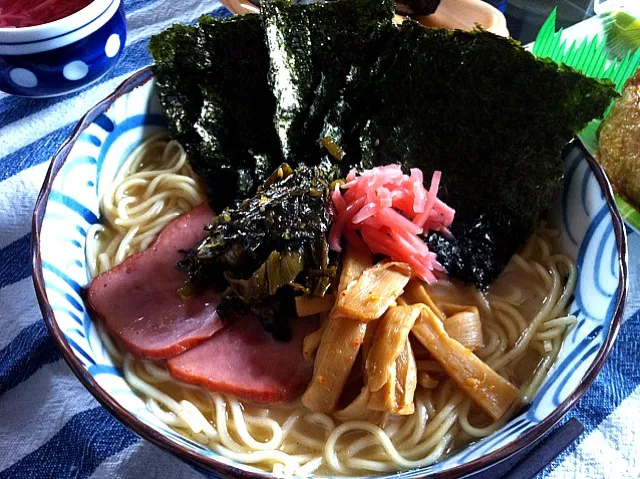 大黒亭の生麺いただきました。ウチでラーメン屋さん気分。|cenajuliaさん