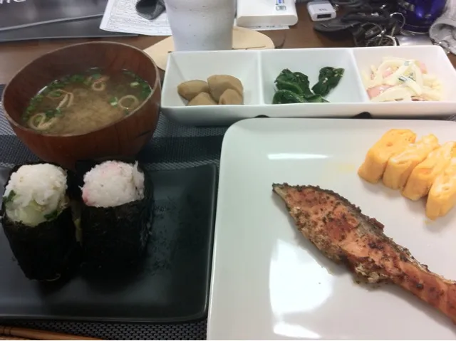 朝御飯、今日はおにぎりが食べたかった|viviさん