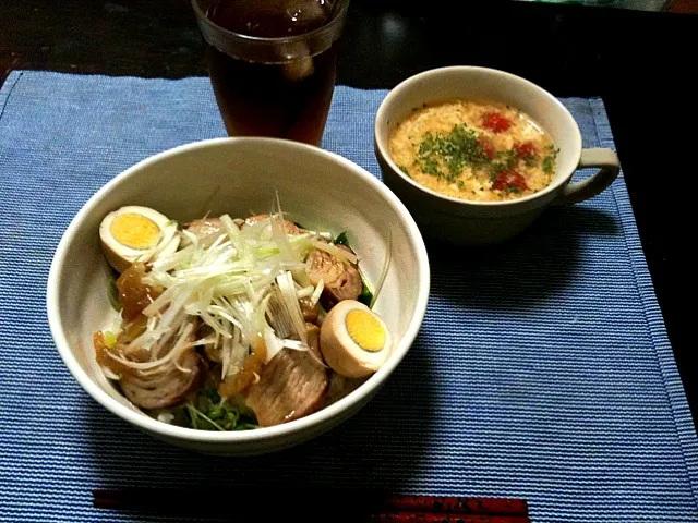 Snapdishの料理写真:焼豚丼＋たまごスープ(おいしいよ)|kiriさん