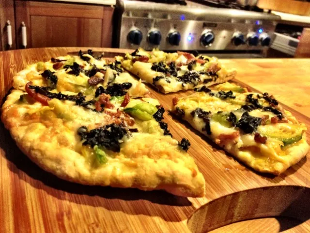 Snapdishの料理写真:onion, brussel sprouts, squash puree base, bacon, truffle oil & cheeses pizza|mathilde goldschmidtさん