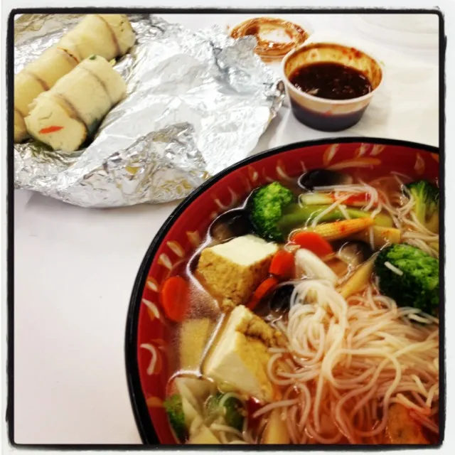 veggie pho with spring roll|sun daiさん