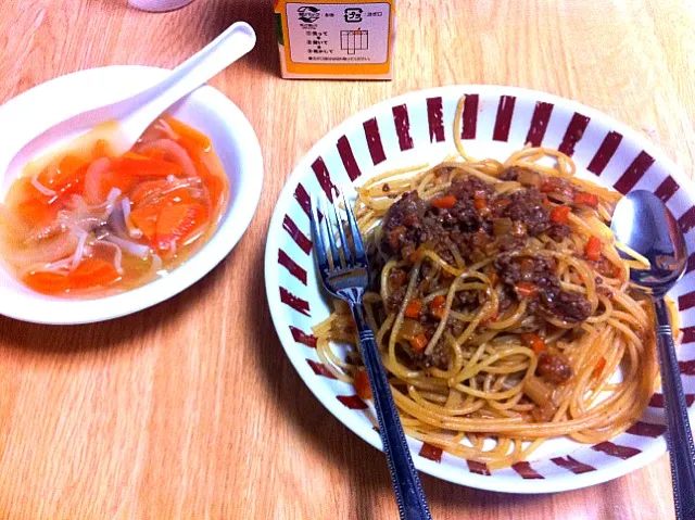 カレーミートソーススパと適当スープ|粟嶋竜太さん