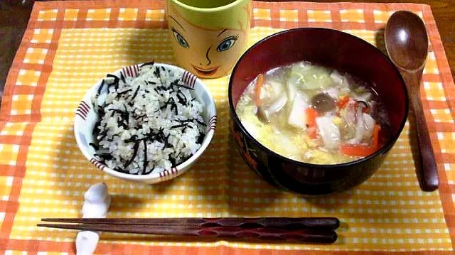 ひじきご飯&豆腐とチキンのトロトロ煮|nrkさん