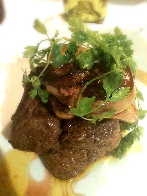 Tenderloin with fois gras テンダーロインステーキ、フォアグラ添え|Junya Tanakaさん